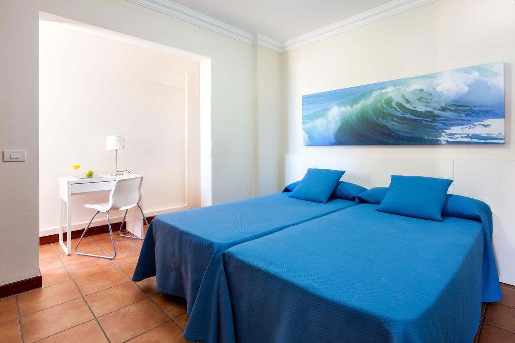 Apartamentos Terrazas Los Gigantes By Suncanarias Акантиладо-де-Лос-Хигантес Экстерьер фото